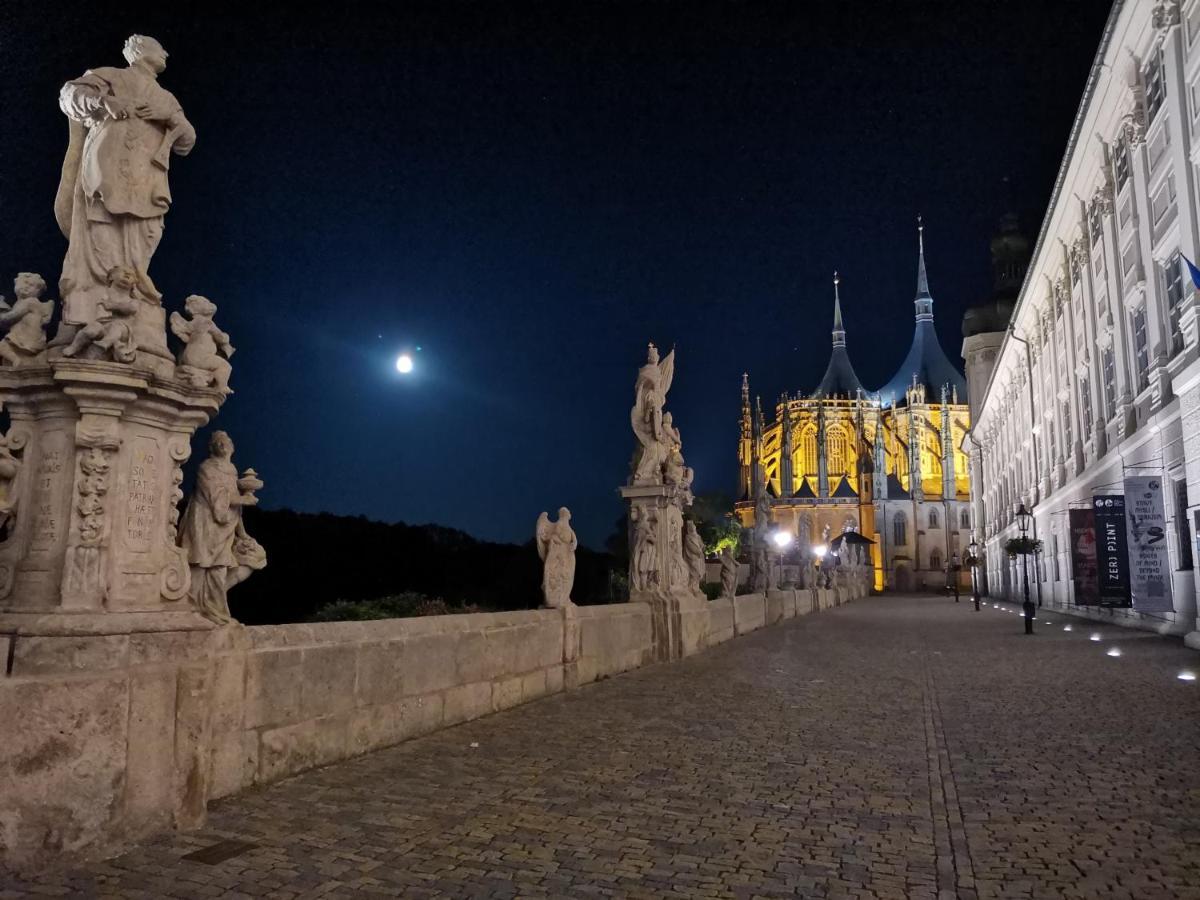 Apartmány U Koudelníka Kutná Hora Esterno foto