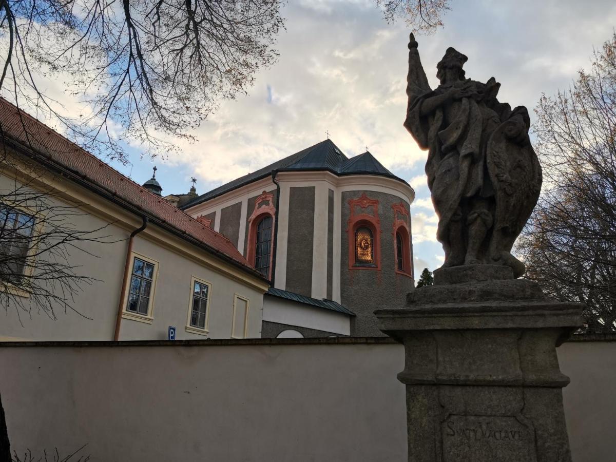 Apartmány U Koudelníka Kutná Hora Esterno foto